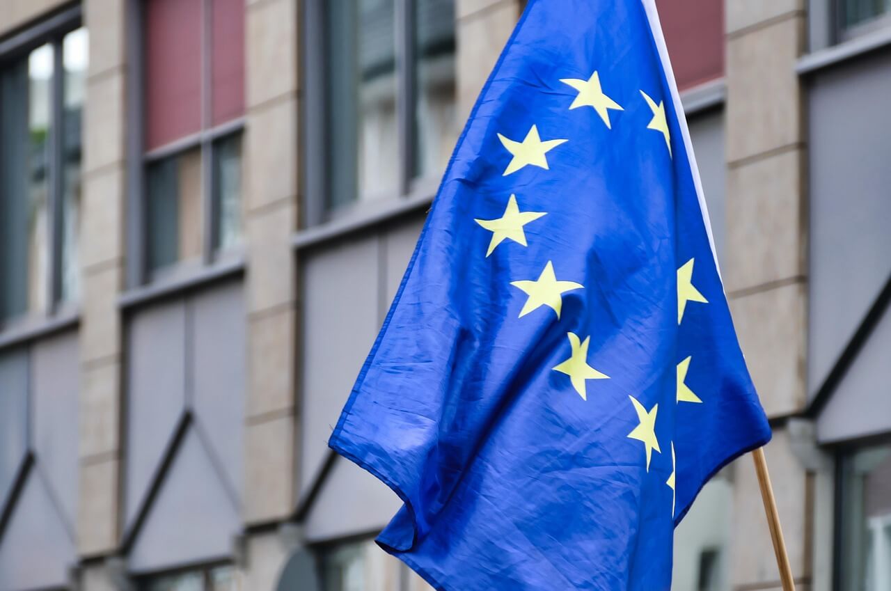 Zdjęcie wpisu: https://akademiaesg.pl/wp-content/uploads/2025/03/Czym-jest-REPowerEU-i-jakie-cele-stawia-przed-Europa.jpg