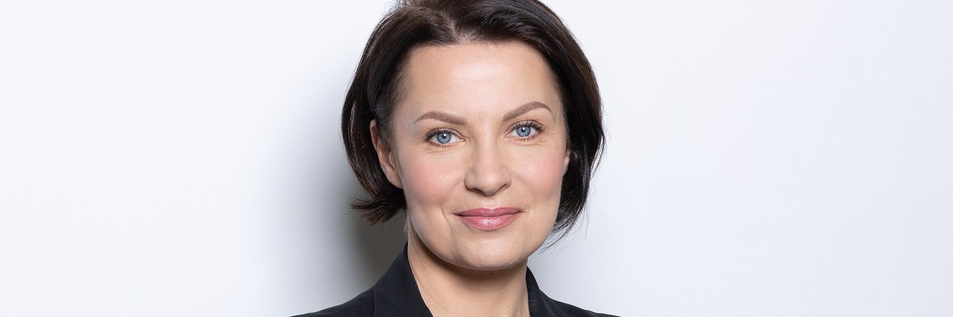 Zdjęcie wpisu: https://akademiaesg.pl/wp-content/uploads/2025/09/Joanna-Mroczek-CBRE.jpg