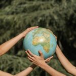 Zdjęcie wpisu: https://akademiaesg.pl/wp-content/uploads/2025/09/pexels-cup-of-couple-6963622.jpg