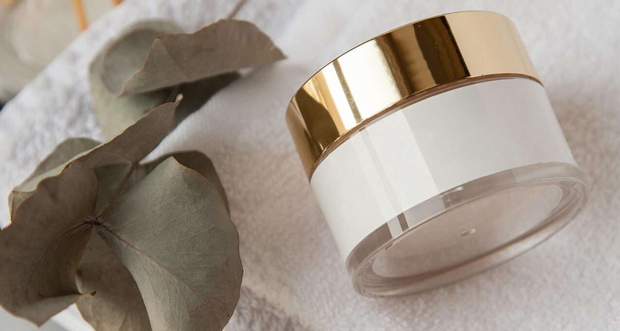 Zdjęcie wyróżniające wpisu: Zmiany na rynku kosmetyków ekologicznych. Jakie trendy przeważają?